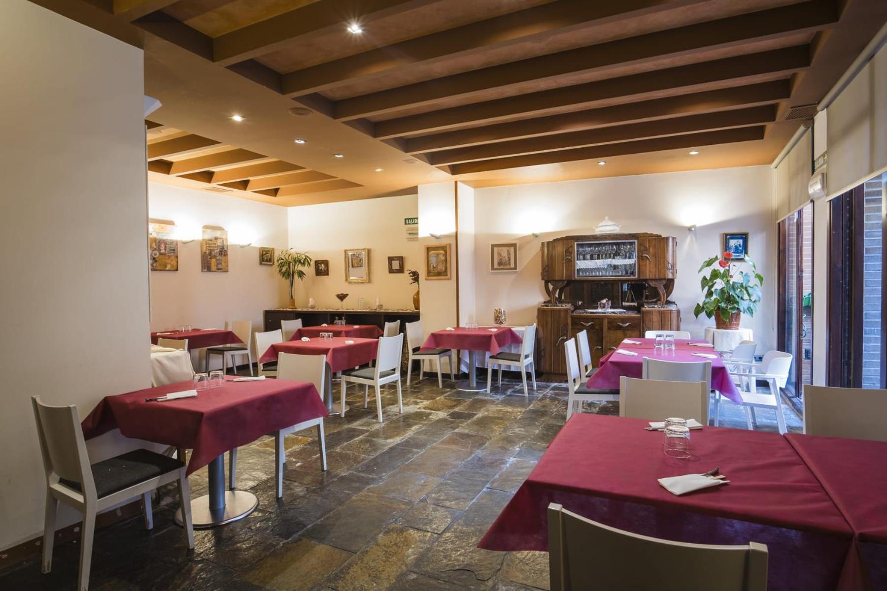 Hotel Alda Castillo De Олите Экстерьер фото