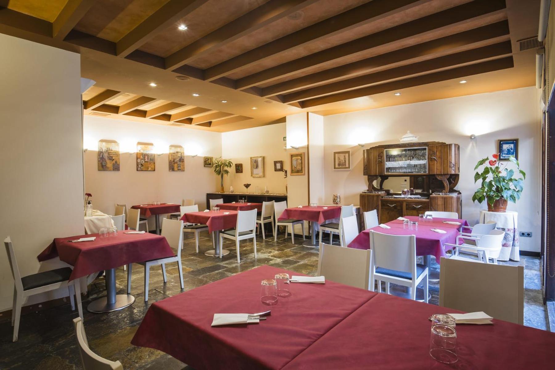 Hotel Alda Castillo De Олите Экстерьер фото