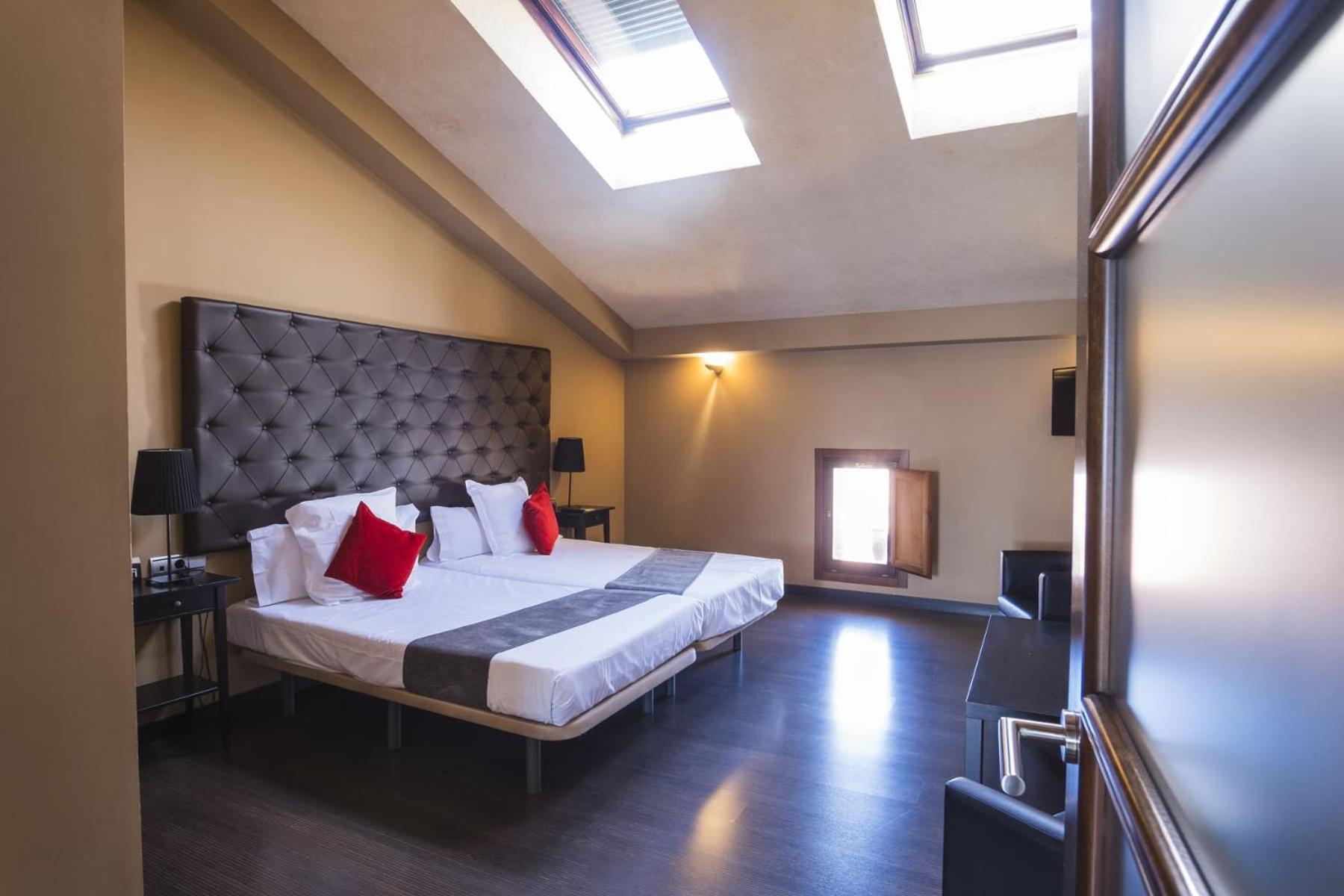 Hotel Alda Castillo De Олите Экстерьер фото